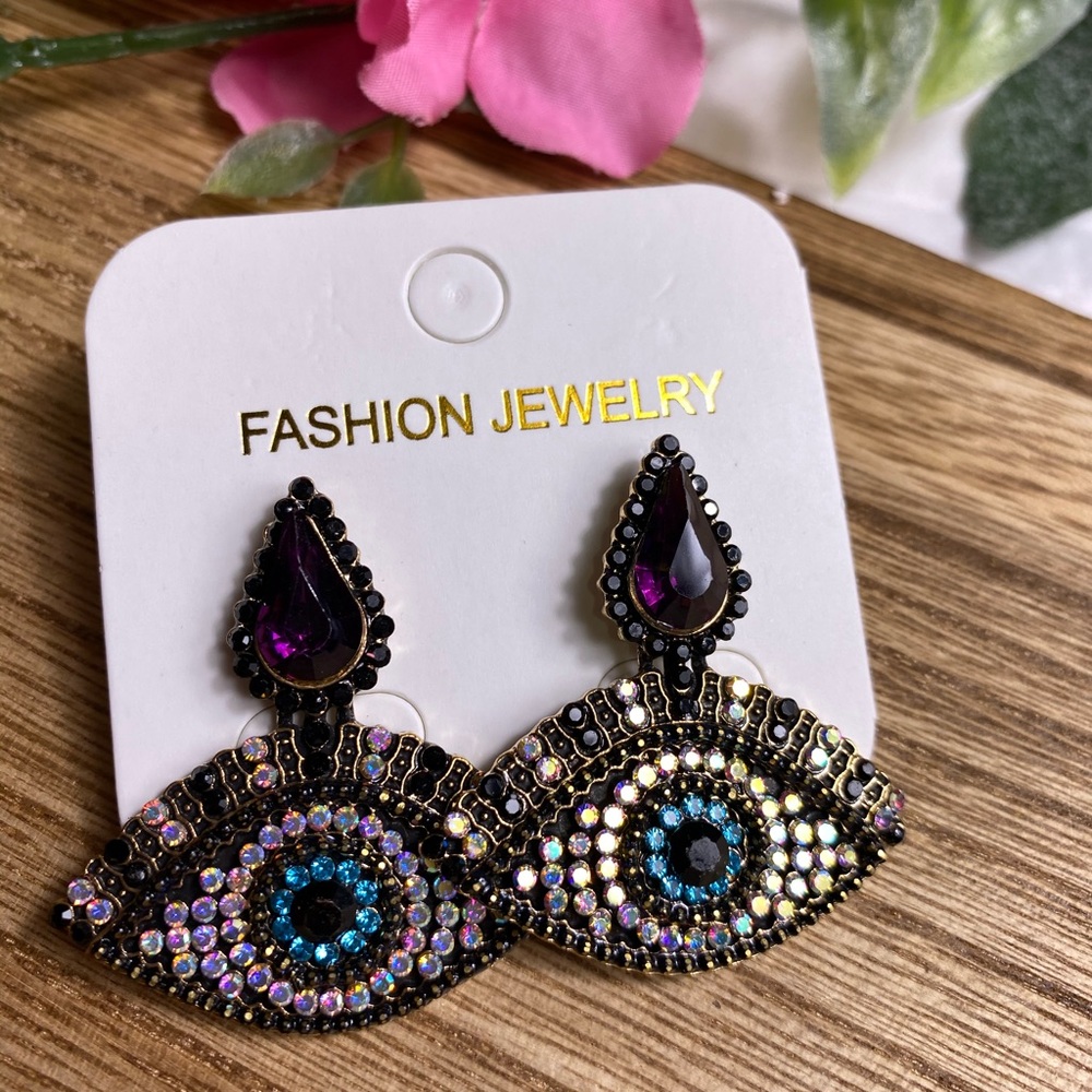 Aretes de ojo